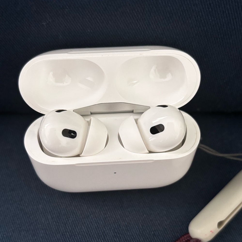 Apple AirPod Pro’s Generation 2. Never used